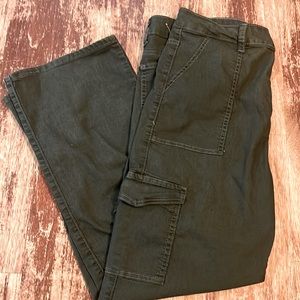 VIP Jeans VIP Green Cargo Jeans Stretchy - Women | Color: Green | Size: 15